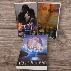 🤩CLEARANCE🤩 Lake Lanier Mysteries By Casi McLean Book Set